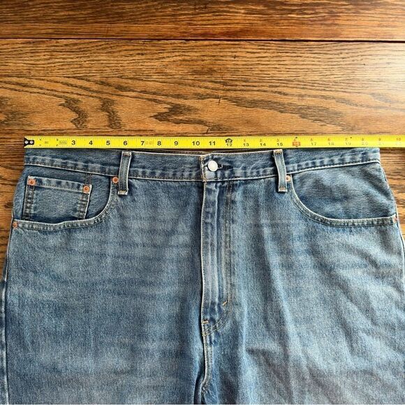 Levi's 569 Denim Jean Shorts Men’s Size 40 - Picture 4 of 7